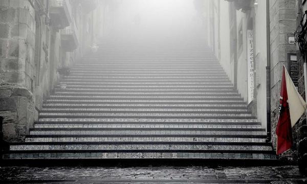 “桑拿天”≠高温天 闷热天气下如何科学防暑？专家建议